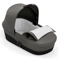 CYBEX Melio Babywanne Soho Grey -Cybex Geschäft cyb 21 melio2cot eu sogr y315 inside view