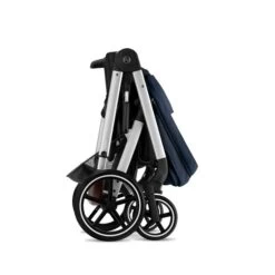 CYBEX Balios S LUX Kinderwagen + Cloud T I-Size Bundle Ocean Blue -Cybex Geschäft cyb 22 int y270 baliosslux slv ocbl folded selfstanding screen hd